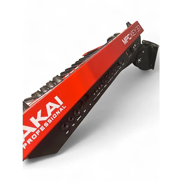 Akai Professional Used Akai Professional MPC Key 37 Keyboard Workstation