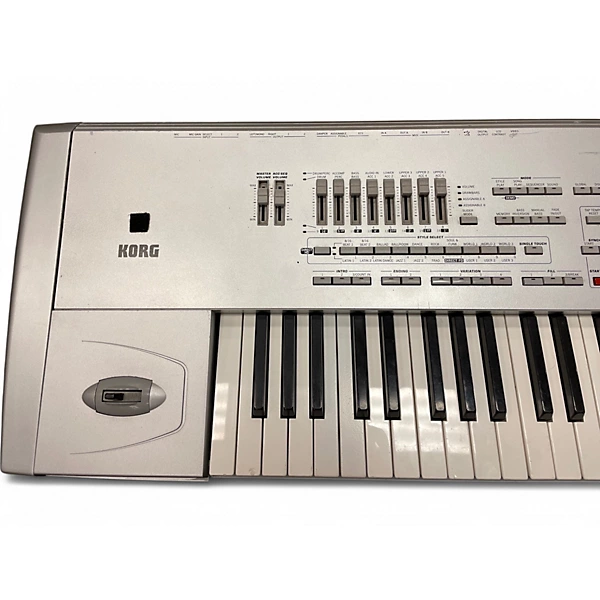 KORG Used 2007 KORG PA1X Keyboard Workstation.gc