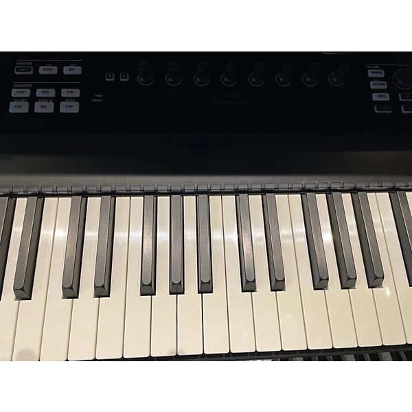 Native Instruments Used Native Instruments S88 MIDI Controller.gc