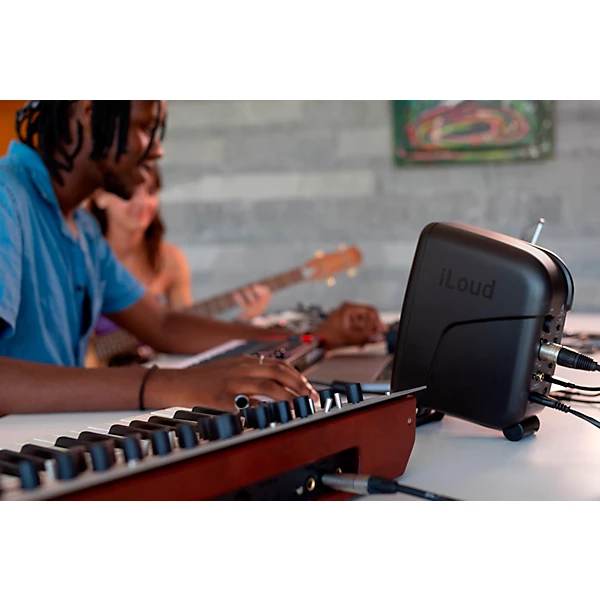 IK Multimedia iLoud Micro Monitor Pro 3 Studio Monitors Pair Level 1 M15413004000000.gc