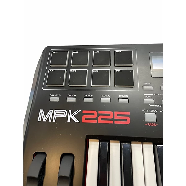 Akai Professional Used Akai Professional MPK225 25 Key MIDI Controller