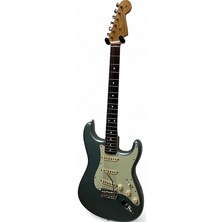 Used Fender Vintera II '60s Stratocaster Gray Solid Body Electric Guitar