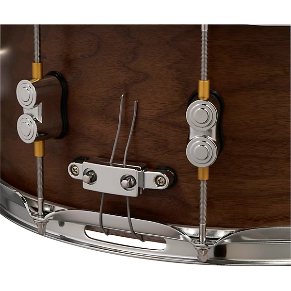PDP by DW Concept Series Limited Edition 20 Ply Hybrid Walnut Maple Snare Drum 13 x 7 in. Satin Walnut