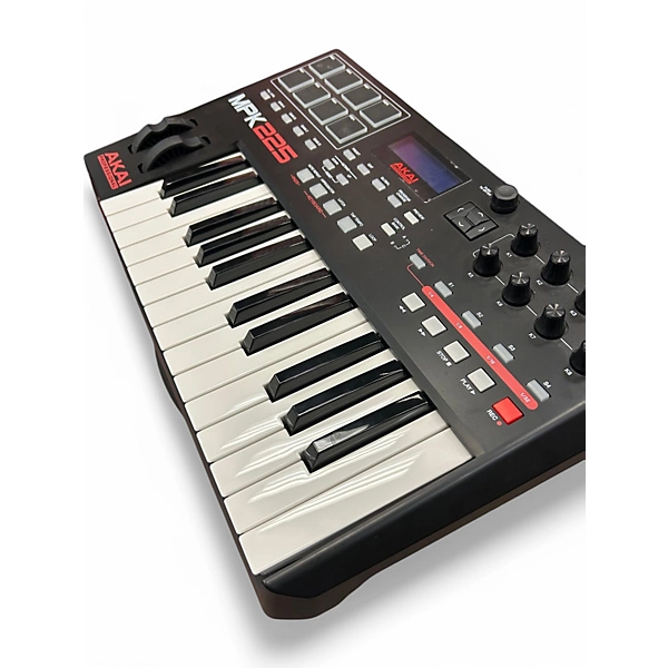 Akai Professional Used Akai Professional MPK225 25 Key MIDI Controller