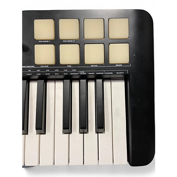 M Audio Used M Audio OXYGEN 25 MKV MIDI Controller.gc