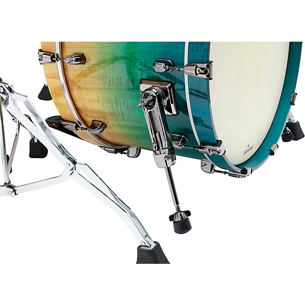Starclassic Maple 3 Piece Shell Pack With 22 Bass Drum and Black Nickel Hardware Marine Shoreline Movingui Fade