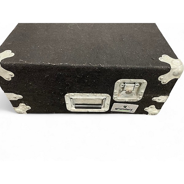 Grundorf Used Grundorf CARPETED ROAD CASE DJ Case.gc