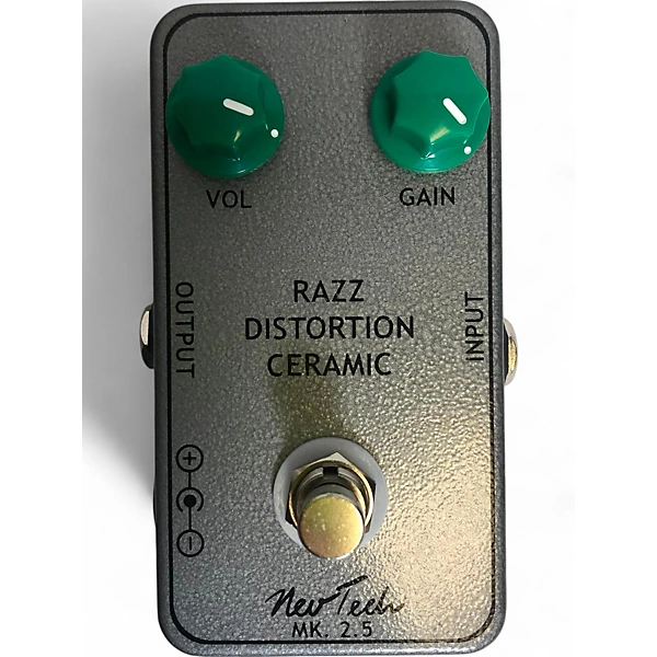 In Store Used Used NEV TECH RAZZ DISTORTION CERAMIC Effect Pedal