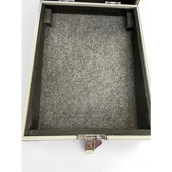 Road Ready Used Road Ready FLIGHT CASE PAIR Utility Case.gc