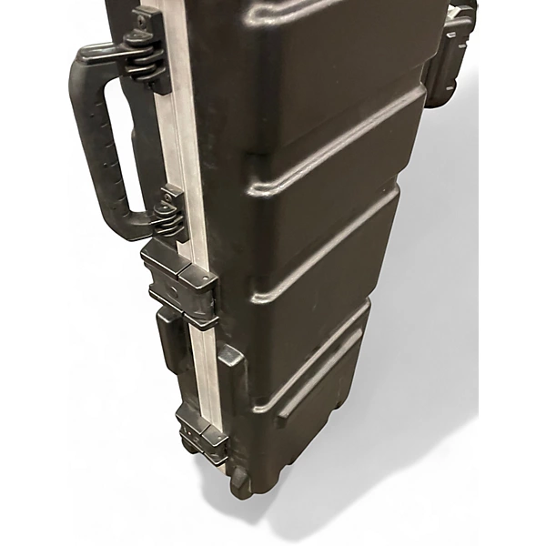 SKB Used SKB ROAD CASES Mixer Case.gc