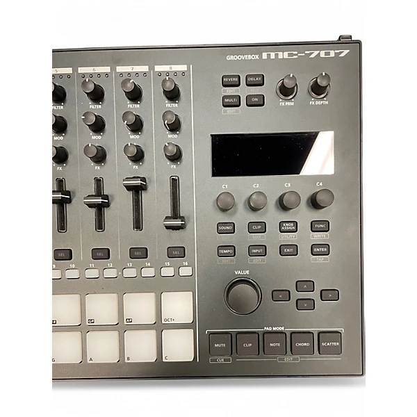 Roland Used Roland MC 707 Groovebox Production Controller