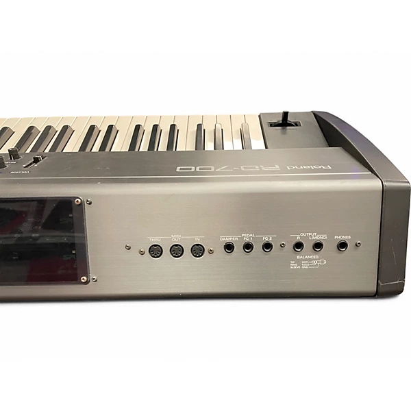 Roland Used Roland RD700 Keyboard Workstation
