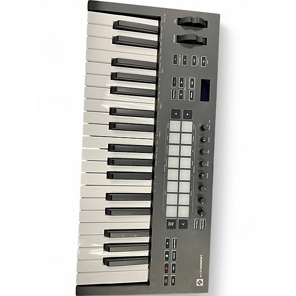 Novation Used Novation Launchkey MKIII 37 MIDI Controller.gc