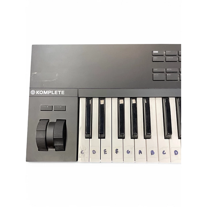 Native Instruments Used Native Instruments Komplete Kontrol A61 MIDI Controller