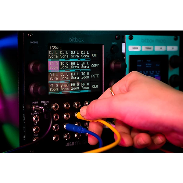 Bitbox mk2 Eurorack Performance Sampler with Touchscreen Black