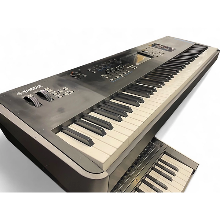 Yamaha Used Yamaha MODX8 Synthesizer