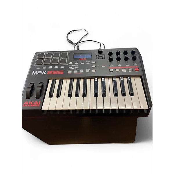 Akai Professional Used Akai Professional MPK225 25 Key MIDI Controller