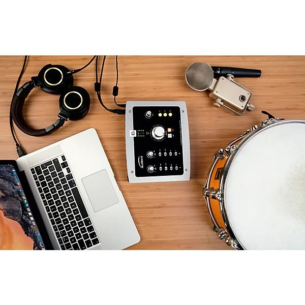 Audient iD22 Desktop 10x14 USB Audio Interface Level 1 L93857004000000.gc