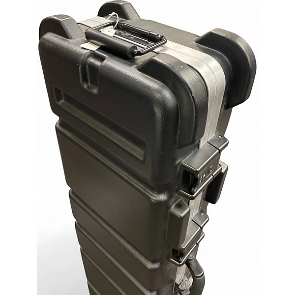 SKB Used SKB ROAD CASE Mixer Case.gc