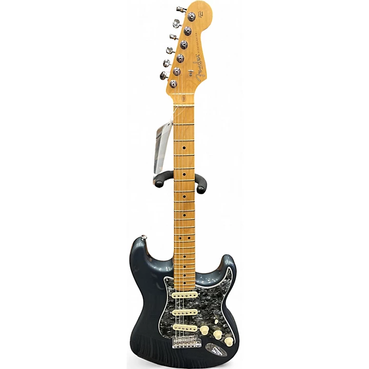 Fender 2009 American Standard Stratocaster Solid Body Electric Guitar.gc