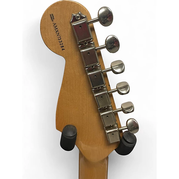 Used 1997 Fender California Series Stratocaster Candy Apple Red Solid Body Electric Guitar