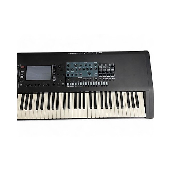 Roland Fantom 8 Keyboard Workstation