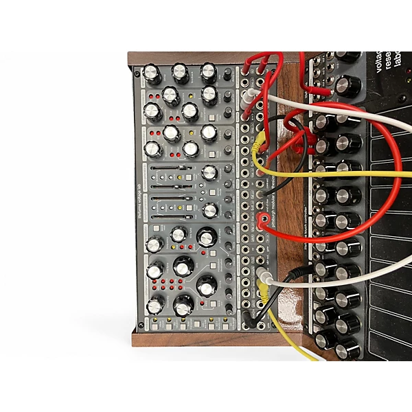 Pittsburgh Modular Synthesizers Used Pittsburgh Modular Synthesizers Voltage Research Lab Synthesizer.gc