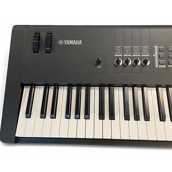 Yamaha Used Yamaha MX88 Synthesizer