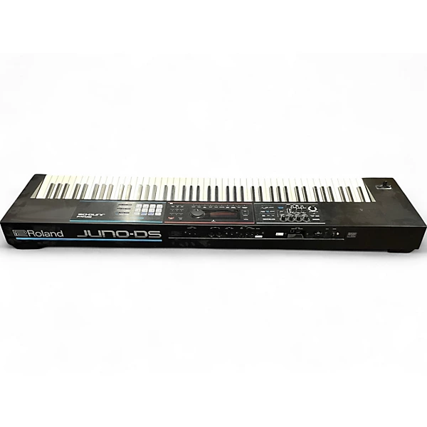 Roland Used Roland Juno DS88 Synthesizer Synthesizer.gc
