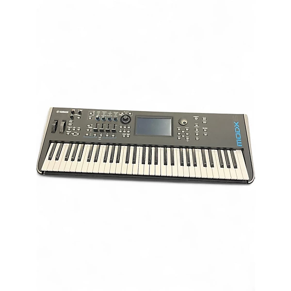 Yamaha Used Yamaha MODX6 Synthesizer