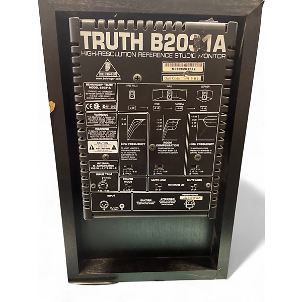 Behringer Used Behringer Truth B2031A Powered Monitor