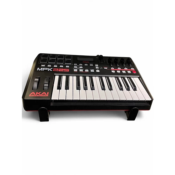 Akai Professional Used Akai Professional MPK225 25 Key MIDI Controller
