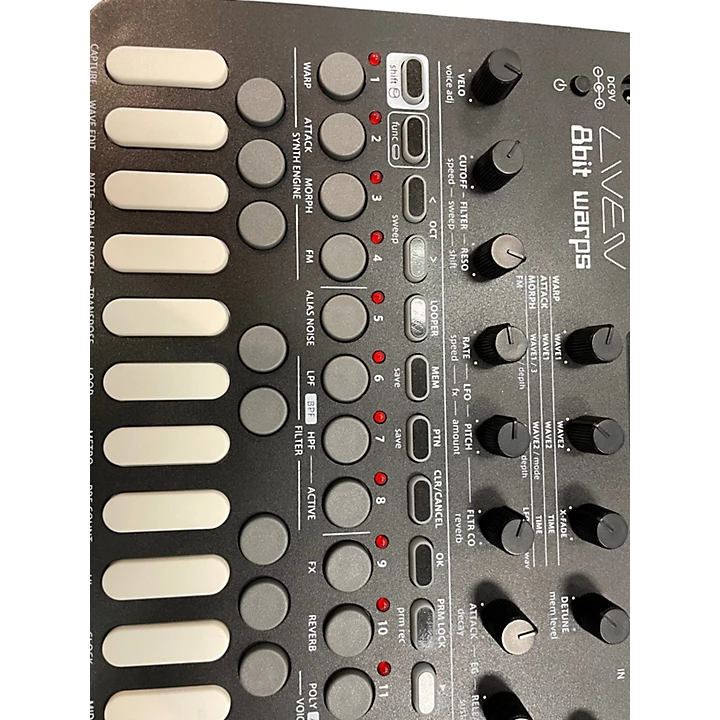 Sonicware Used Sonicware LIVEN 8 BIT WARPS Synthesizer.gc