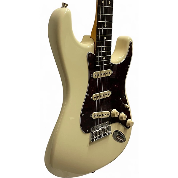 Used Fender American Professional II Stratocaster Olympic White Solid Body Electric Guitar