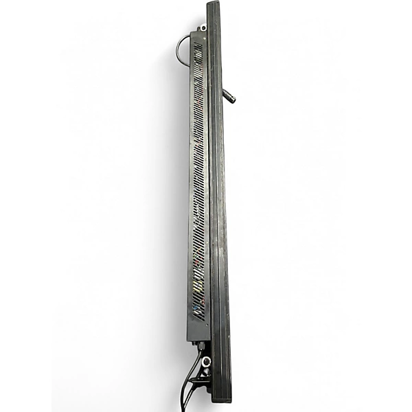 Adj Used Adj MEGA TRI BAR Intelligent Lighting.gc