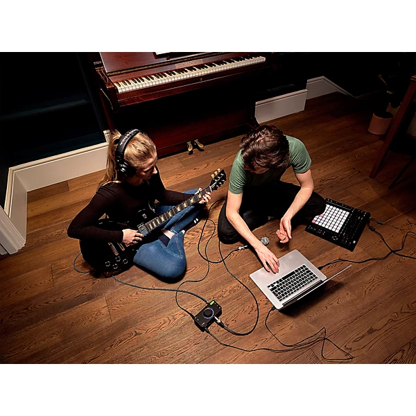 Audient EVO 4 Desktop 2x2 USB Type C Audio Interface Level 1 L93858004000000.gc