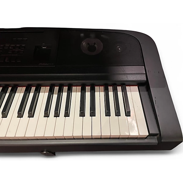 Yamaha Used Yamaha DGX670 Stage Piano