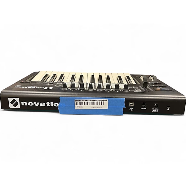 Novation Used Novation LAUNCHKEY 25 MK2 MIDI Controller
