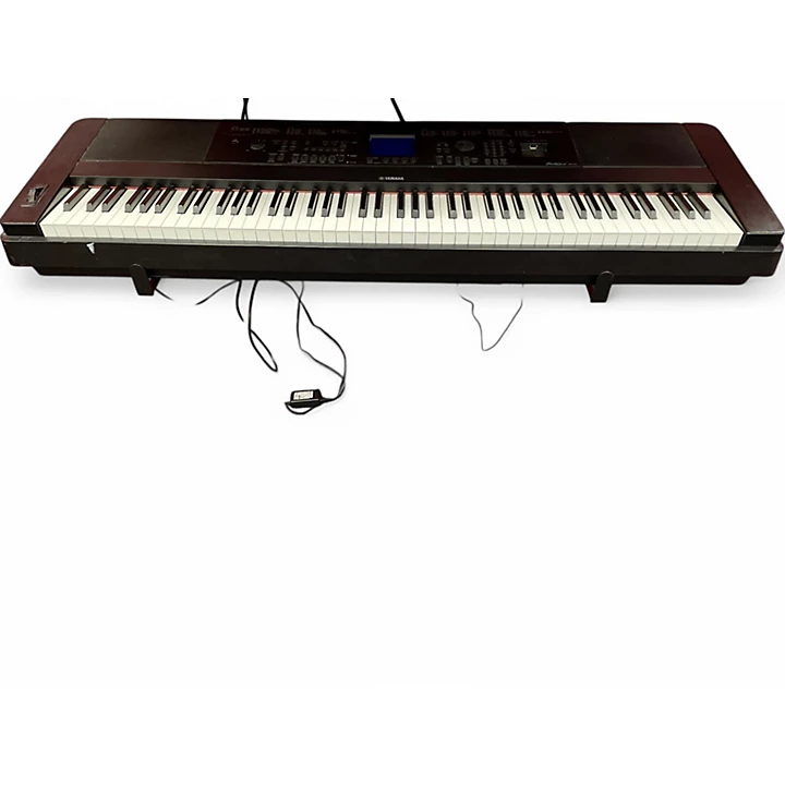 Yamaha Used Yamaha DGX660 Portable Keyboard