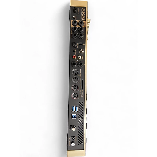 Akai Used Akai MPC LIVE Production Controller.gc