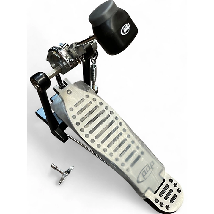 PDP by DW Used PDP by DW 500 Series Single Bass Drum Pedal.gc