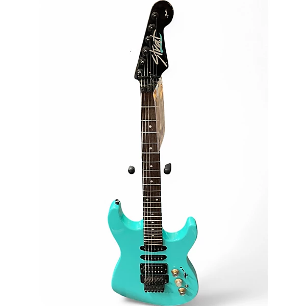 Fender Used Fender Limited Edition HM Stratocaster Ice Blue Metallic Solid Body Electric Guitar.gc