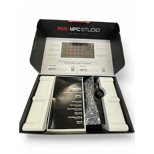 Akai Professional Used Akai Professional MPC STUDIO DJ Controller
