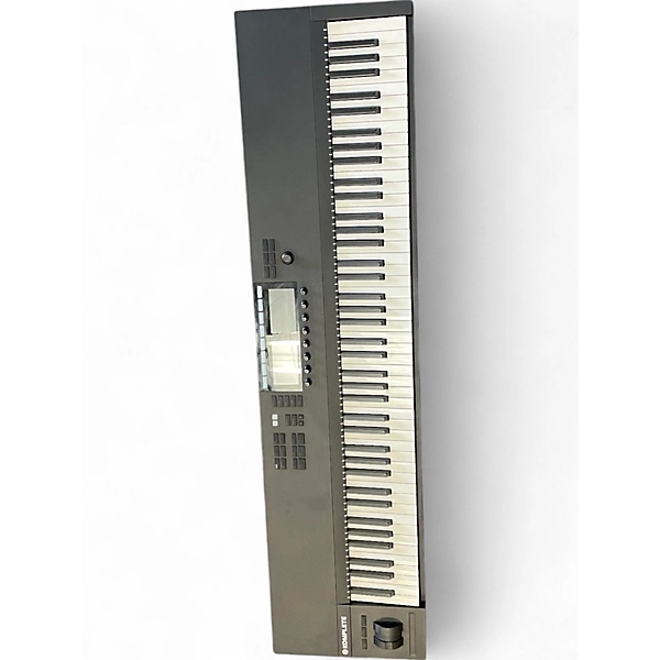 Native Instruments Used Native Instruments Komplete Kontrol S88 MIDI Controller