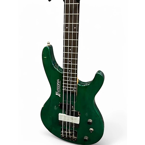 Aria Used Aria INTEGRA Green Electric Bass Guitar.gc