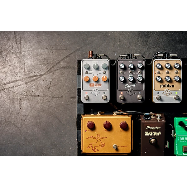 UAFX OX Stomp Dynamic Speaker Emulator Effects Pedal Silver