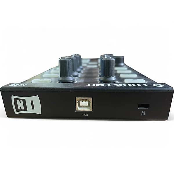Native Instruments Used Native Instruments TRAKTOR KONTROL X1 DJ Mixer