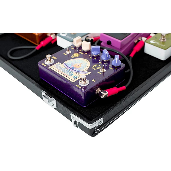 Gig Box Jr Pedal Board Guitar Stand Case with Power Black