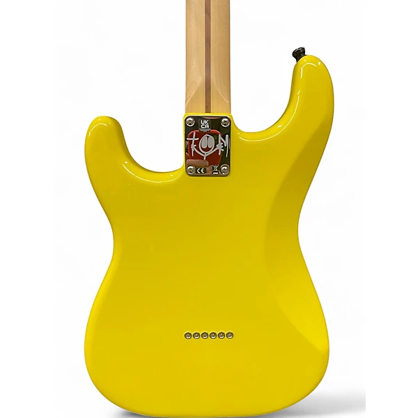 Used Fender Stratocaster Deluxe Series Solid Body Electric Guitar