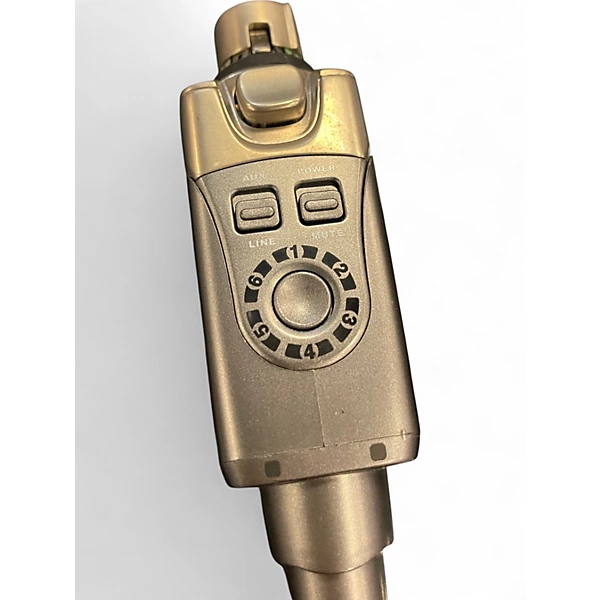 Xvive Used Xvive U4 IN EAR WIRELESS In Ear Wireless System.gc